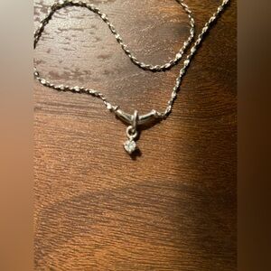 Simple and Elegant Necklace
